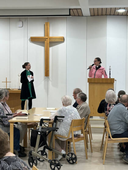 Tilannekuva Arkikeitaan kevätjuhlasta.